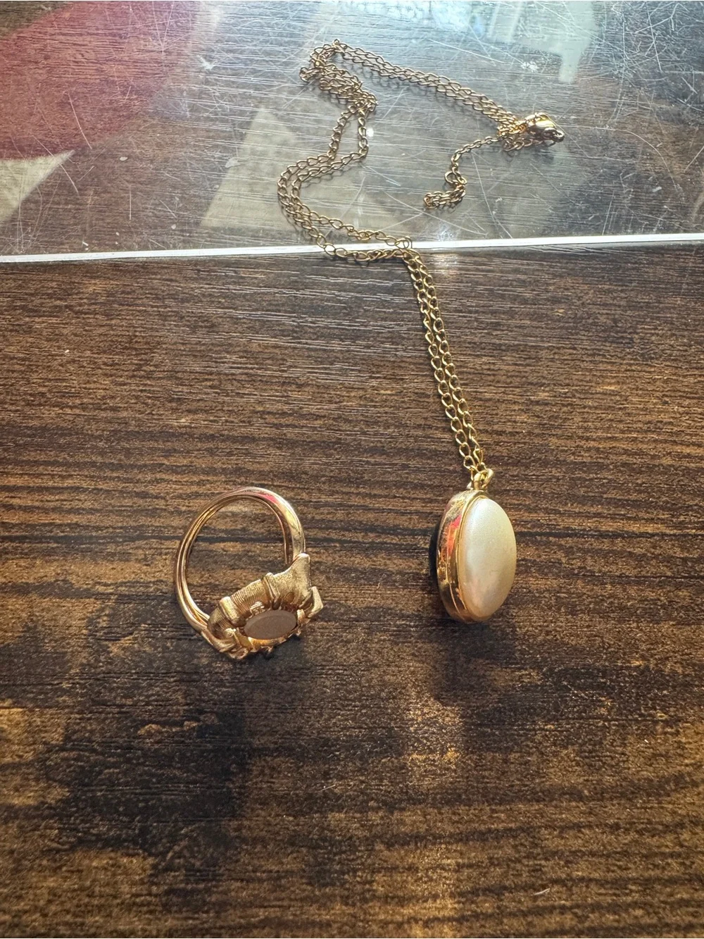 Rare Avon reversible ring size 8 and reversible necklace bundle